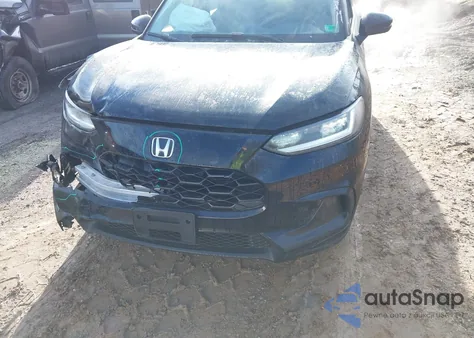 2024 Honda Hr-V Awd Lx z USA, uszkodzony, nr VIN 3CZRZ2H3XRM717761